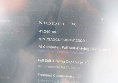 2023 Tesla Model X Dual Motor All-wheel Drive/standard Range, uszkodzenie: Przód, Iaai lot 45495673, zdjęcie 13 z 14