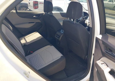 2021 Chevrolet Equinox Awd Ls, daño Lateral derecho, Iaai lote 45579930, foto 8 de 16
