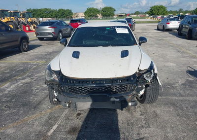 2020 Kia Stinger Gt-line, daño Front & Rear, Iaai lote 45755916, foto 13 de 21