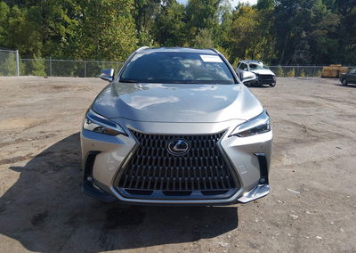 2024 Lexus Nx 350 Premium, daño Trasero, Iaai lote 45898059, foto 12 de 21
