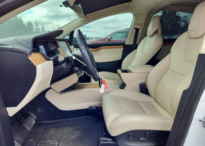 2019 Tesla Model X, daño Frontal, Copart lote 63329846, foto 7 de 14