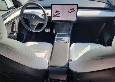 2024 Tesla Model Y, daño Trasero, Copart lote 62891906, foto 8 de 15