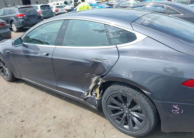 2020 Tesla Model S Long Range Dual Motor All-wheel Drive/long Range Plus Dual Motor All-wheel Drive, daño Lateral