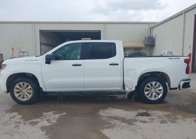 2024 Chevrolet Silverado 1500 4wd  Short Bed Custom, uszkodzenie: Unknown, Iaai lot 45817215, zdjęcie 14 z 17
