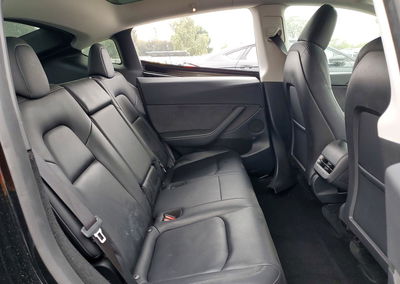 2024 Tesla Model Y, daño Lateral, Copart lote 52966516, foto 11 de 16