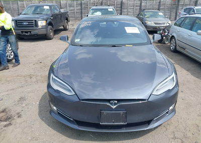 2020 Tesla Model S Long Range Dual Motor All-wheel Drive/long Range Plus Dual Motor All-wheel Drive, daño Lateral