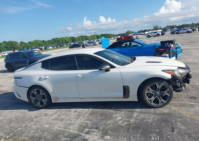 2020 Kia Stinger Gt-line, daño Front & Rear, Iaai lote 45755916, foto 14 de 21
