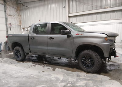 2021 Chevrolet Silverado 1500 4wd  Short Bed Lt Trail Boss, uszkodzenie: Przód, Iaai lot 44903224, zdjęcie 14 z 17