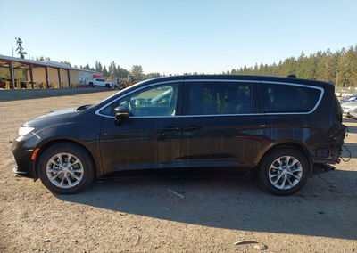 2026 Chrysler Pacifica Limited, daño Trasero, Iaai lote 46122846, foto 15 de 19