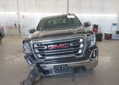 2021 Gmc Sierra 1500 4wd  Short Box Slt, uszkodzenie: Prawy przód, Iaai lot 45602518, zdjęcie 13 z 17