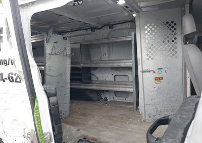 2019 Ford Transit-250, daño Lateral derecho, Iaai lote 45830667, foto 8 de 17