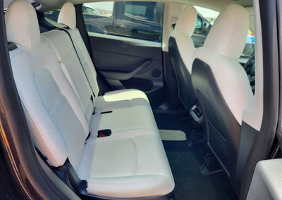 2024 Tesla Model Y, daño Frontal, Copart lote 64931326, foto 11 de 14
