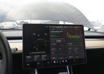 2020 Tesla Model Y Long Range Dual Motor All-wheel Drive, daño Lateral derecho, Iaai lote 45550484, foto 18 de 19