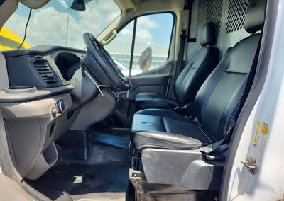 2021 Ford Transit T-250, daño Abolladuras/rayones menores, Copart lote 60839656, foto 7 de 13