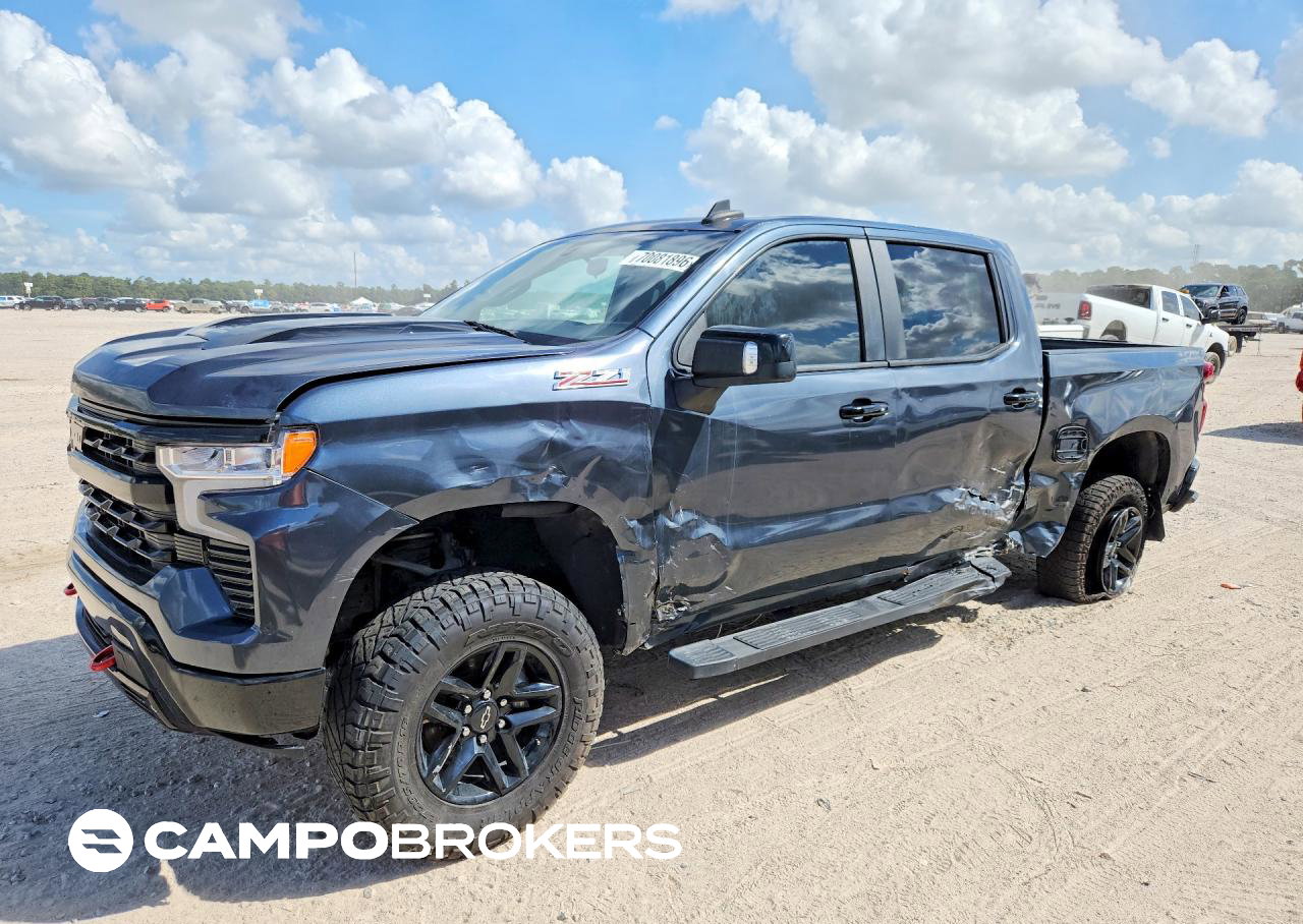 2020 Chevrolet Silverado K1500 Trail Boss Custom, daño Lateral, Copart lote 70081896