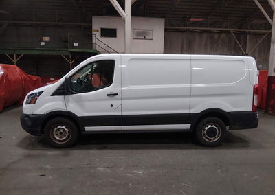 2019 Ford Transit-150, daño Normal Wear & Tear, Iaai lote 45774280, foto 16 de 18