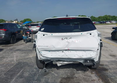 2026 Kia Sportage Ex, Rear damage, Iaai lot 45600240, photo 6 of 17
