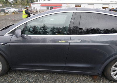 2019 Tesla Model X 100d/75d/long Range, uszkodzenie: Front & Rear, Iaai lot 46013789, zdjęcie 15 z 21