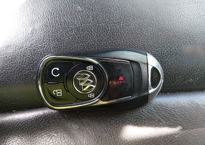 2019 Buick Encore Awd Essence, пошкодження: Лівий перед, Iaai лот 45429186, фото 11 з 16