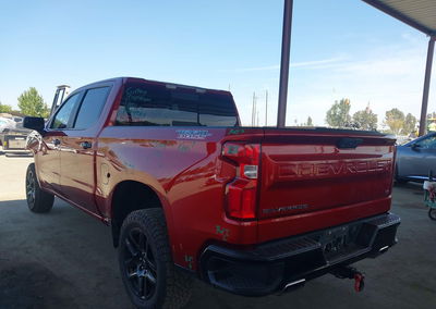 2021 Chevrolet Silverado 1500 4wd  Short Bed Lt Trail Boss, пошкодження: Передня частина, Iaai лот 45889783, фото 3 з 17