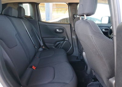 2023 Jeep Renegade Latitude, daño Desvalijado, Copart lote 60065286, foto 11 de 13