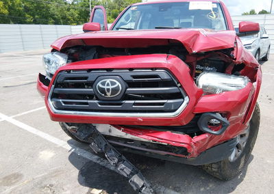 2019 Toyota Tacoma Sr5 V6, пошкодження: Передня частина, Iaai лот 45483964, фото 12 з 16