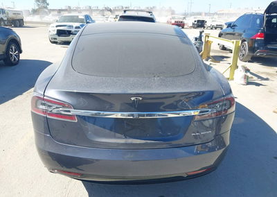 2019 Tesla Model S 100d/75d/long Range/standard Range, daño Lateral derecho, Iaai lote 45444542, foto 16 de 18