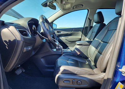 2022 Chevrolet Equinox Premier, daño Frontal, Copart lote 68049106, foto 7 de 13