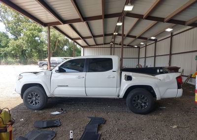 2023 Toyota Tacoma Sr5 V6, uszkodzenie: Całe nadwozie, Iaai lot 45777850, zdjęcie 14 z 16
