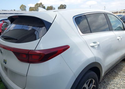 2021 Kia Sportage Lx, Vandalized damage, Iaai lot 45926740, photo 4 of 17