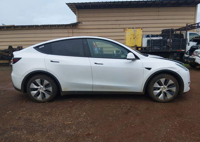 2021 Tesla Model Y Long Range Dual Motor All-wheel Drive, пошкодження: Передня частина, Iaai лот 45641447, фото 13 з 18