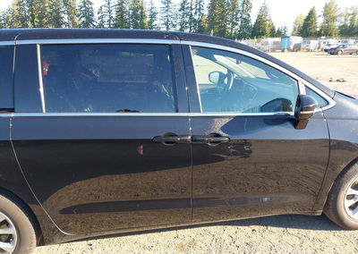 2026 Chrysler Pacifica Limited, daño Trasero, Iaai lote 46122846, foto 14 de 19