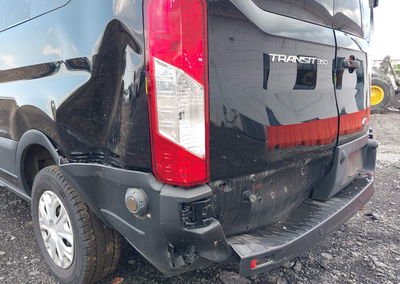 2020 Ford Transit-350 Passenger Van Xl, Rear damage, Iaai lot 45733256, photo 18 of 20