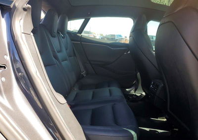2020 Tesla Model S, daño Frontal, Copart lote 63313896, foto 10 de 14
