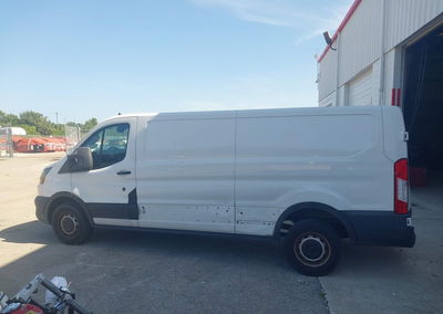 2021 Ford Transit-250, daño Lateral izquierdo, Iaai lote 45826431, foto 14 de 16