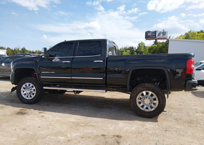 2019 Gmc Sierra 2500hd Denali, uszkodzenie: Lewy przód, Iaai lot 45717278, zdjęcie 14 z 19