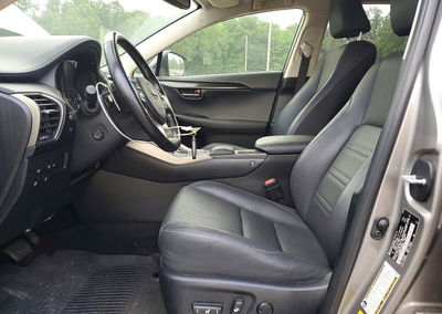 2020 Lexus Nx 300, daño Trasero, Copart lote 60489496, foto 7 de 13
