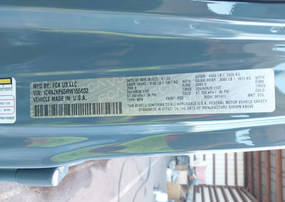 2024 Jeep Wrangler 4xe Sahara 4xe, uszkodzenie: Tył, Iaai lot 44685289, zdjęcie 9 z 17