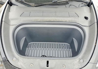 2024 Tesla Model Y, daño Lateral, Copart lote 52966516, foto 12 de 16