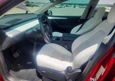 2025 Tesla Model Y, daño Frontal, Copart lote 60500486, foto 7 de 15