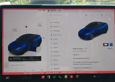 2024 Tesla Model Y Performance Dual Motor All-wheel Drive, daño Frontal derecho, Iaai lote 45964300, foto 7 de 18