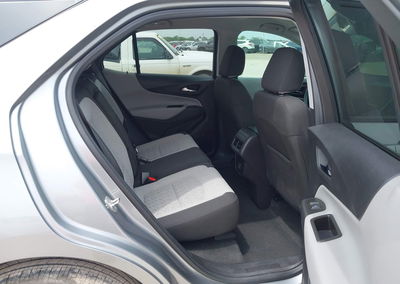 2024 Chevrolet Equinox Fwd Ls, daño Inundación, Iaai lote 45422643, foto 8 de 11