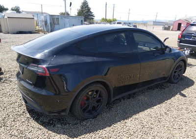 2022 Tesla Model Y Performance Dual Motor All-wheel Drive, Front End damage, Iaai lot 45288079, photo 4 of 17