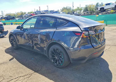 2024 Tesla Model Y, пошкодження: Бік, Copart лот 67200656, фото 2 з 14