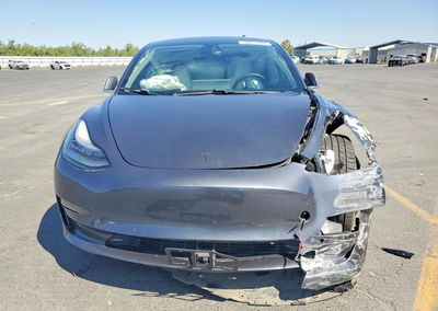 2019 Tesla Model 3, daño Frontal, Copart lote 58631086, foto 5 de 14