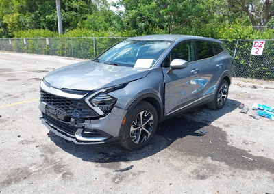 2025 Kia Sportage Ex, daño Frontal izquierdo, Iaai lote 45943904, foto 2 de 17