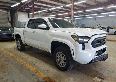 2024 Toyota Tacoma, uszkodzenie: Przód, Copart lot 65928876, zdjęcie 4 z 14