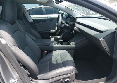 2026 Tesla Model 3 Premium Rear-wheel Drive/rear-wheel Drive, daño Frontal, Iaai lote 45783088, foto 5 de 19