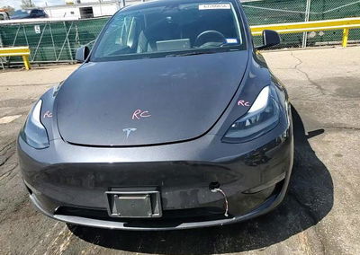2024 Tesla Model Y, пошкодження: Бік, Copart лот 67200656, фото 13 з 14