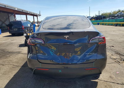 2024 Tesla Model Y, пошкодження: Бік, Copart лот 67200656, фото 6 з 14